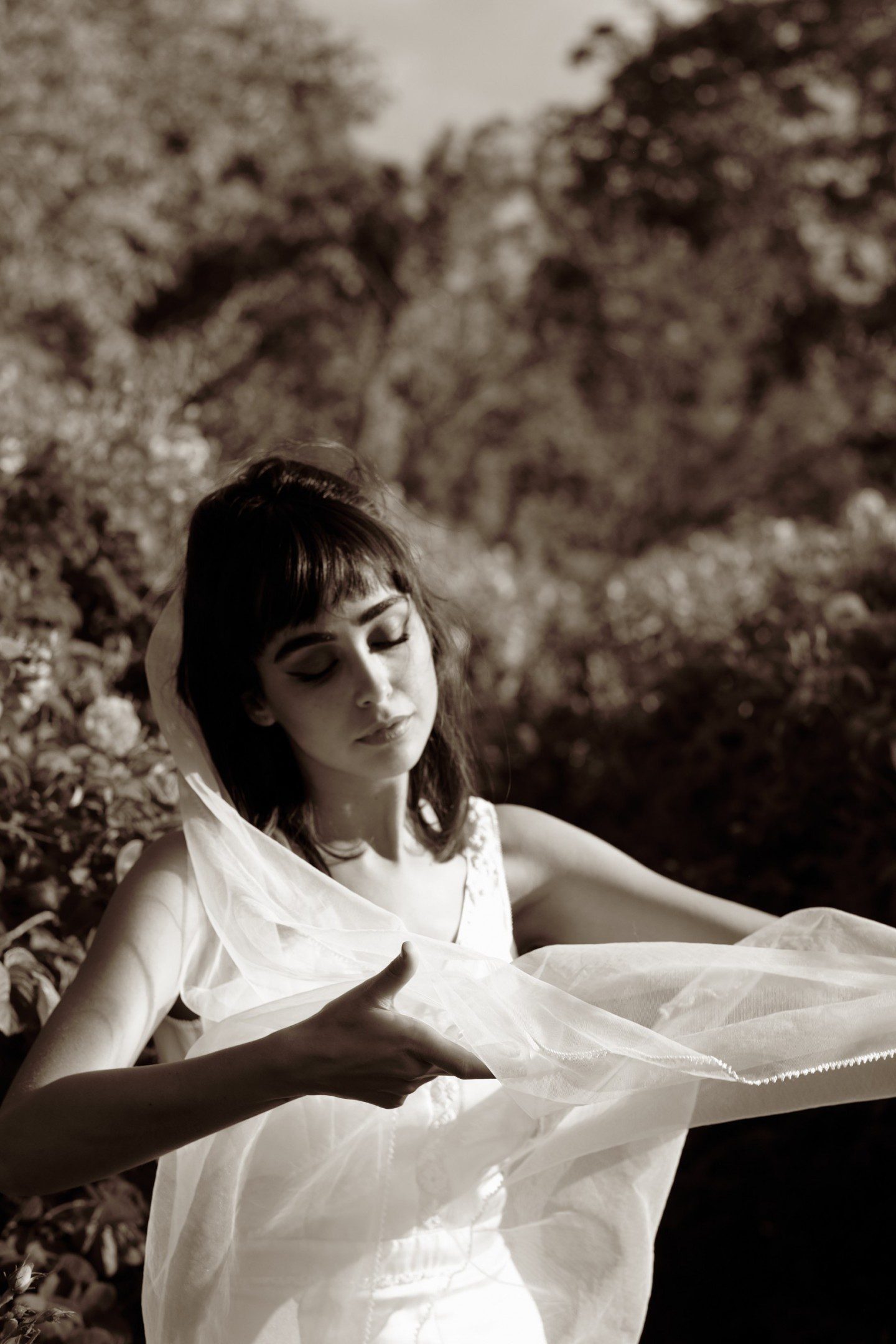 7.7 Maram Dress Fatima veil Arinass Hairclip